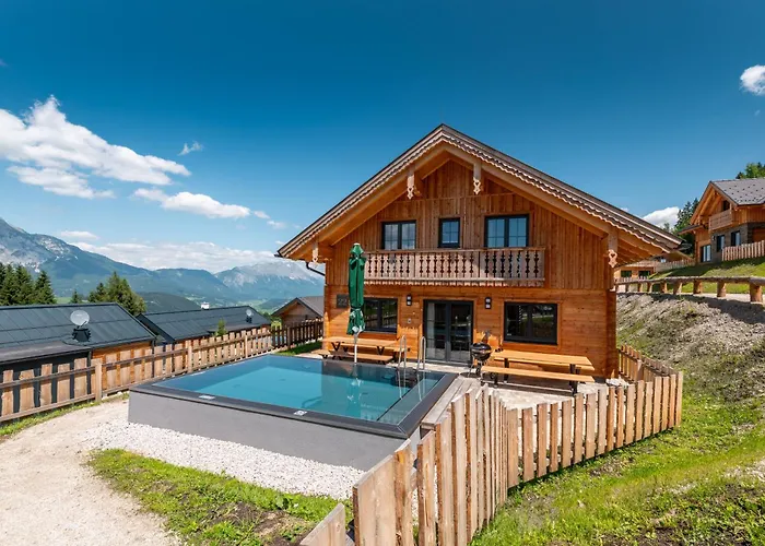 Poolchalet Dachsteinblick プルークガーン